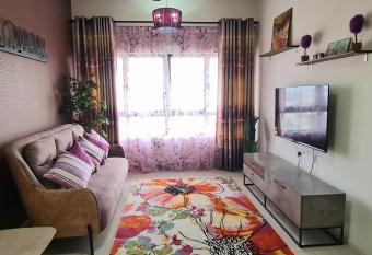 Te amo Gandaria Bangi Free Wifi Netflix Disney Hotstar allows 18 year olds to book a room