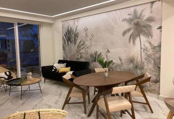 Quinta San Miguel. Hermoso departamento con muelle allows 18 year olds to book a room