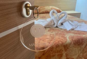 MANDANICI :Borgo Marsalini has Balcony rooms