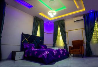 RichVilla Apartments & Hotels allows 18 year olds to book a room