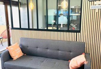 Amazing flat near PARIS & ORLY- 4 bedrooms has Balcony rooms