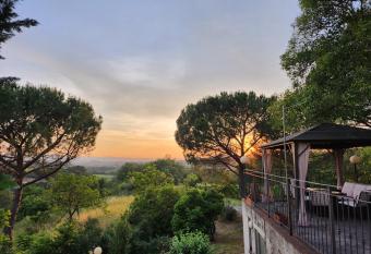 La Collina della Quiete has Balcony rooms
