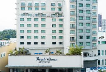 Royale Chulan The Curve has Smoking rooms