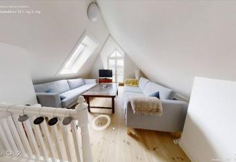 Modern, spacious and cozy in the city center of Bergen! has Balcony rooms