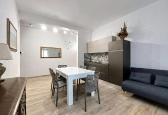 Appartamento vacanze Via Blum has Balcony rooms