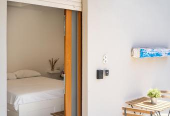 Pepe Nero has Balcony rooms