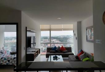 ZAFIRO SUITE CON VISTA CIUDAD/PISCINA/GYM/ PARQUEO allows 18 year olds to book a room