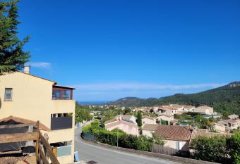 Etoile de L ESTEREL has Balcony rooms
