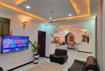 Ayaa Luxury Apartment 3rd Floor Zanzibar has Balcony rooms