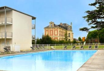 Le Sea Breeze La Rochelle 44m2 - 2 chambres - 6 prs - Piscine has Balcony rooms