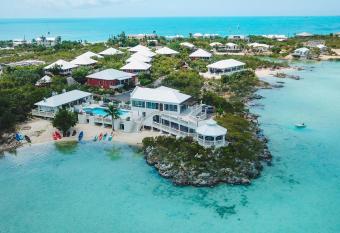 Neptune Villas has Balcony rooms