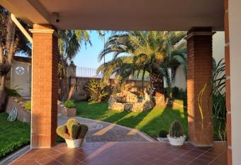 Villa Sweery has Balcony rooms