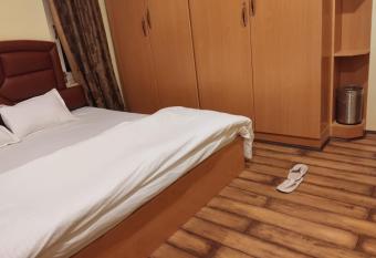 Lit Homestay allows 18 year olds to book a room