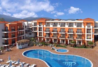 Hotel Paradise Garden has Balcony rooms