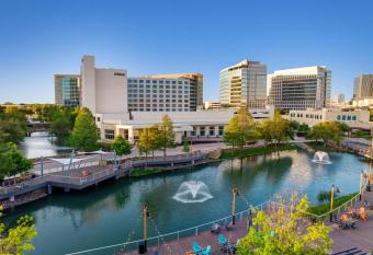 Hilton Dallas/ Plano Granite Park has Balcony rooms