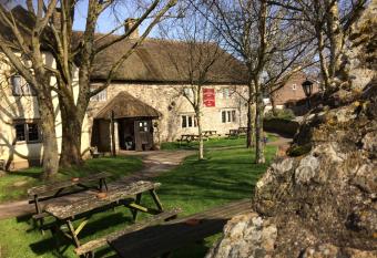 The Heathfield Inn allows 18 year olds to book a room