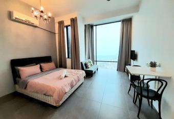 Netflix SkyView Studio @ L35, Empire Damansara allows 18 year olds to book a room