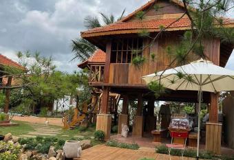 Anna s Homestay has Balcony rooms