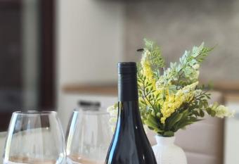 casa vittoria has Balcony rooms