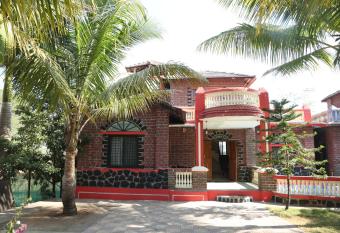 Maharanii Villaa has Balcony rooms