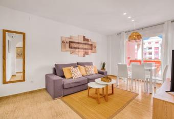 Castillo-playa has Balcony rooms