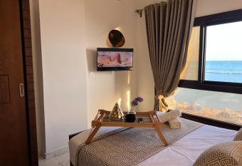 Beautiful Sea View 1-Bed Apartment in Hurghada has Smoking rooms