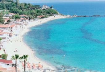 Residence AcquaSale - Sea View Apartments has Balcony rooms