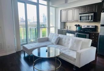 Unique 1 bedroom condo by lakeshore downtown Toronto & CN tower has rooms with a private hot tub