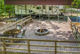 Happy Glamper RV at Haven of Hope near Little River Canyon National Preserve allows 18 year olds to book a room