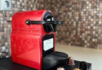 Eva   s House has rooms with a private hot tub