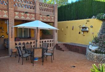 VILLA EL SALADO -ALQUILER RURAL ISABEL has Balcony rooms