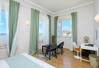 Bed & Breakfast- La Villa Lopud has Balcony rooms