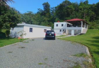 Villa Yuboa Bonao has Balcony rooms