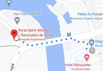 Chalet saint Jacques allows 18 year olds to book a room