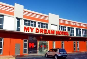 My Dream Hotel allows 18 year olds to book a room