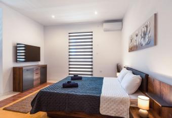 Valletta Collection - San Pawl Apartment has Balcony rooms