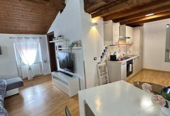 Casa Vacanze Stezzano allows 18 year olds to book a room