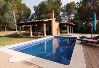 Peque  a casita de invitados has Balcony rooms