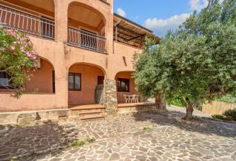 La casa Rosa has Balcony rooms