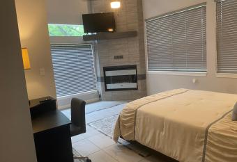 Las Casitas Cross Mountain has Balcony rooms