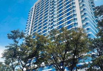 Prime Studio at The Loop Tower has Balcony rooms