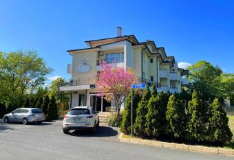 Ravda Family Resort. Park&Sea has Balcony rooms