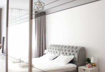 Apartament Maia has Balcony rooms