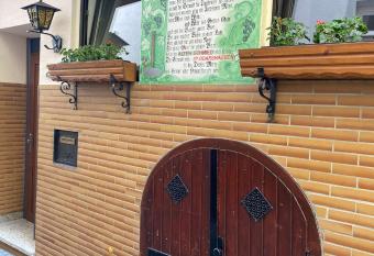 Unterkunfte in der Altstadt von Sankt Goarshausen allows 18 year olds to book a room