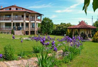 Park Hotel Djevana has Balcony rooms
