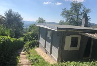 Ferienhaus Auszeit has Balcony rooms