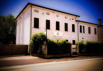 Bed & Breakfast Don Carlos has Balcony rooms