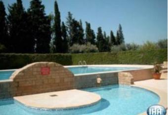 Maison Bouchou has Balcony rooms