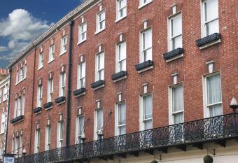 The Worcester Whitehouse Hotel allows 18 year olds to book a room