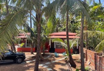 Sandcastle Cottages 3 WiFi - SmartTV - Parking - Diveagar has Balcony rooms